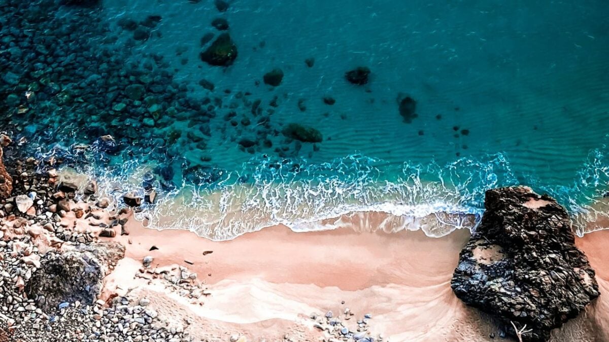 La chiamano “Le Maldive di Calabria”, una spiaggia dalla Bellezza sconvolgente da scoprire in Italia!