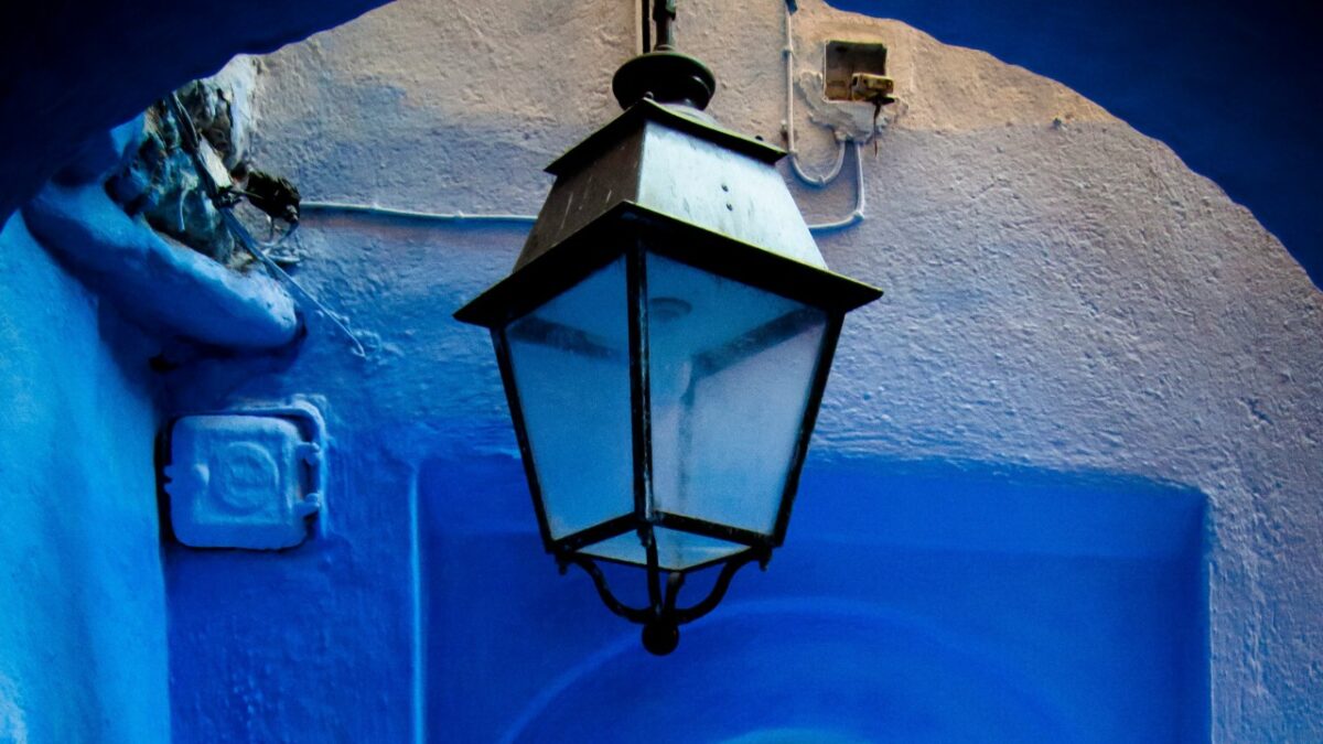 E’ soprannominata la “città blu” ed è un Borgo pugliese che ti lascerà a bocca aperta!