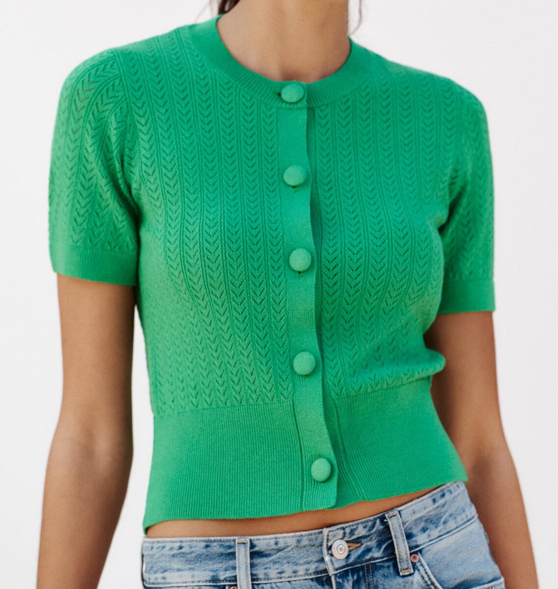 Questi cardigan a mezze maniche sono i protagonisti della Primavera Questi cardigan a mezze maniche sono i protagonisti della Primavera