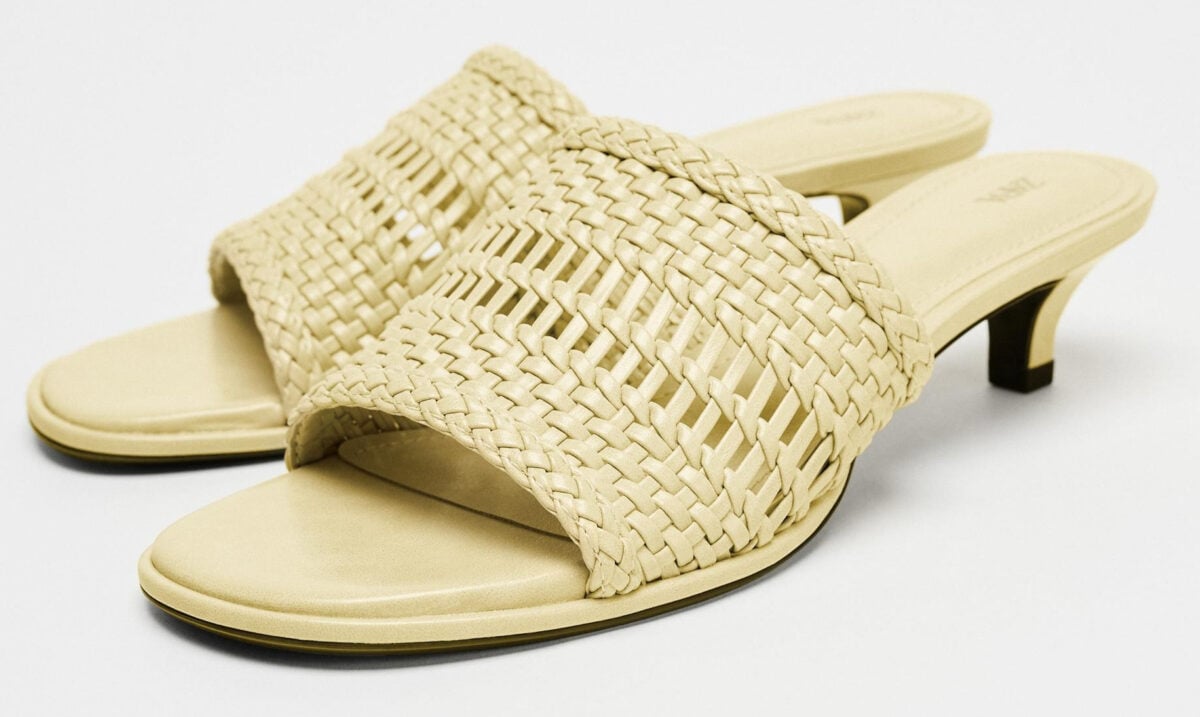 Sono le scarpe intrecciate la vera tendenza della mezza stagione Sono le scarpe intrecciate la vera tendenza della mezza stagione