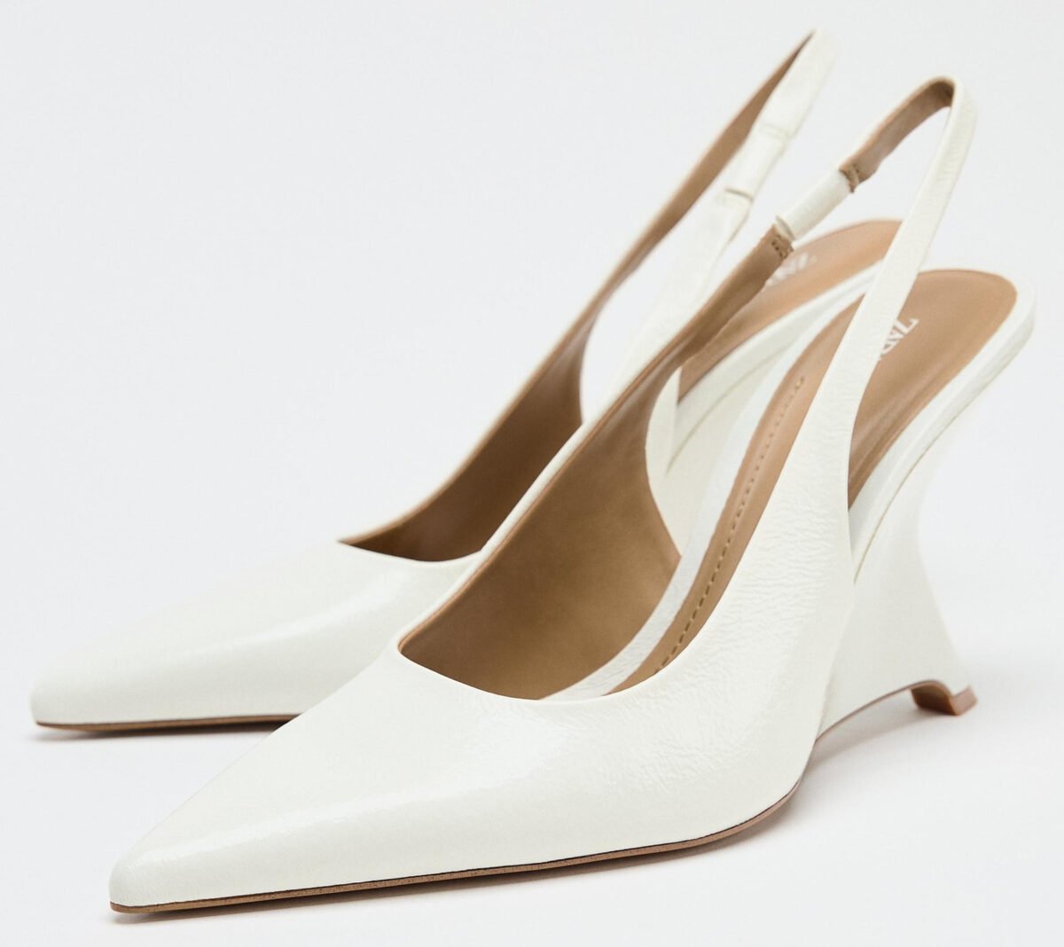 Zara firma le zeppe più belle della Primavera 2025 Zara firma le zeppe più belle della Primavera 2025
