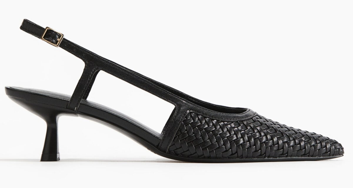 Sono le scarpe intrecciate la vera tendenza della mezza stagione Sono le scarpe intrecciate la vera tendenza della mezza stagione