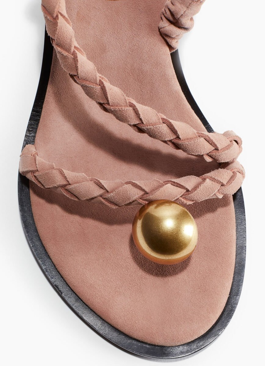 Scommettiamo che questi sandali con tacco di H&M conquisteranno il tuo cuore? Scommettiamo che questi sandali con tacco di H&M conquisteranno il tuo cuore?