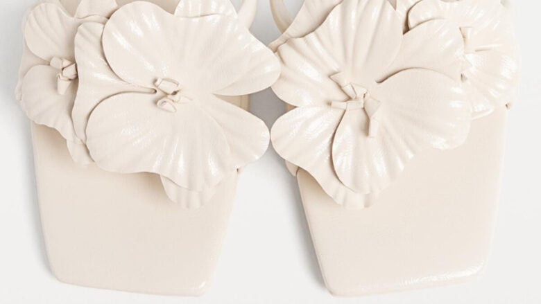 Le scarpe con tacco più belle della Primavera 2025 sono firmate Stradivarius