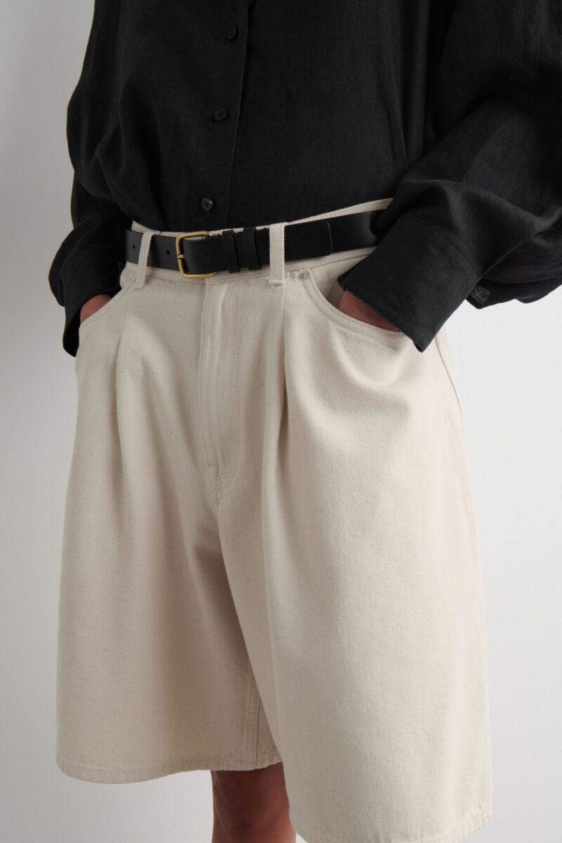 Ecco i pantaloncini firmati COS approvati dalle fashion addicted… Ecco i pantaloncini firmati COS approvati dalle fashion addicted…