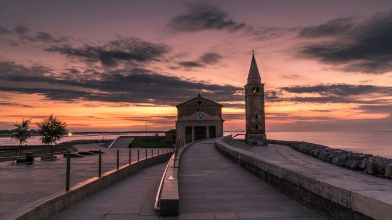 A due passi dalla Laguna, si trova un Borgo marinaro di rara bellezza!