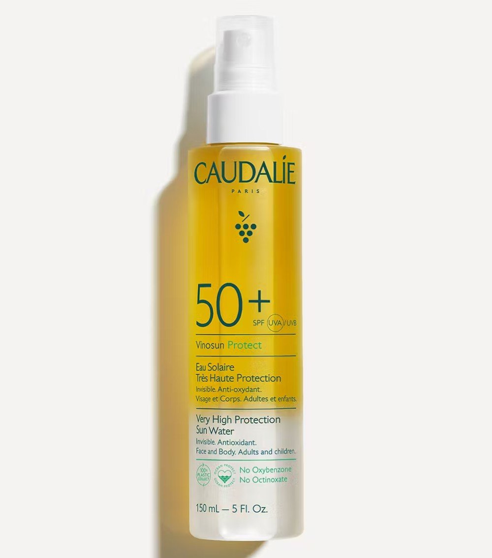 Protezione solare Capelli: i migliori prodotti per una chioma luminosa e curata Protezione solare Capelli: i migliori prodotti per una chioma luminosa e curata