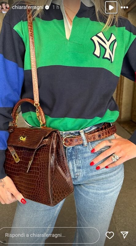 Chiara Ferragni, accessori da più di 20 mila euro per il Look sporty-chic Chiara Ferragni, accessori da più di 20 mila euro per il Look sporty-chic