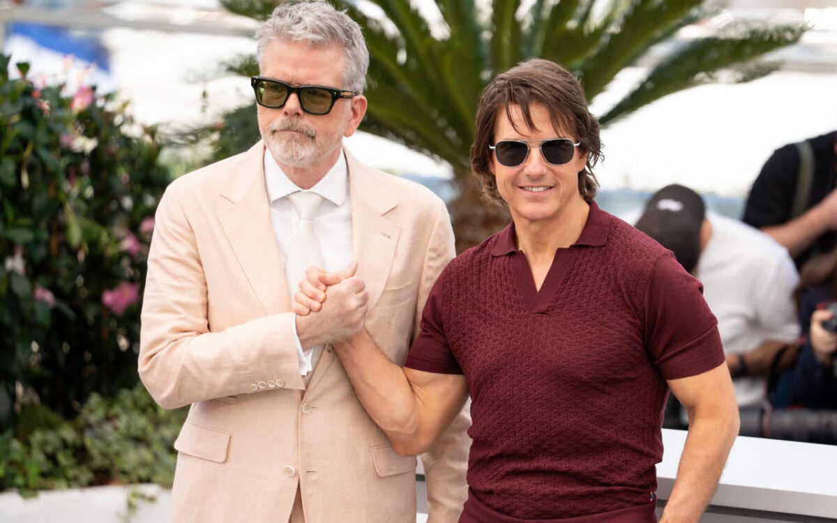 Look da urlo e un Rolex da oltre 50.000 euro: Tom Cruise ruba la scena a Cannes 2025 Look da urlo e un Rolex da oltre 50.000 euro: Tom Cruise ruba la scena a Cannes 2025