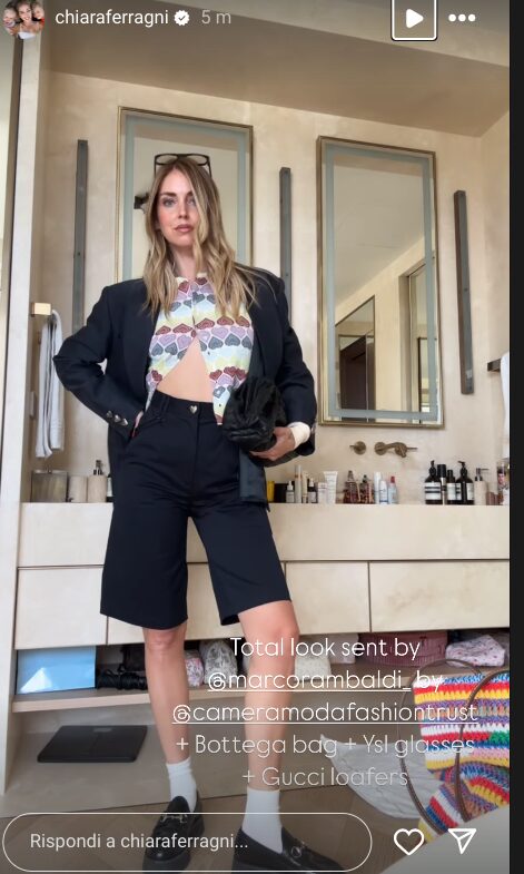 Chiara Ferragni, Look classy-chic con i preziosi accessori che valgono oltre i 3 mila euro! Chiara Ferragni, Look classy-chic con i preziosi accessori che valgono oltre i 3 mila euro!