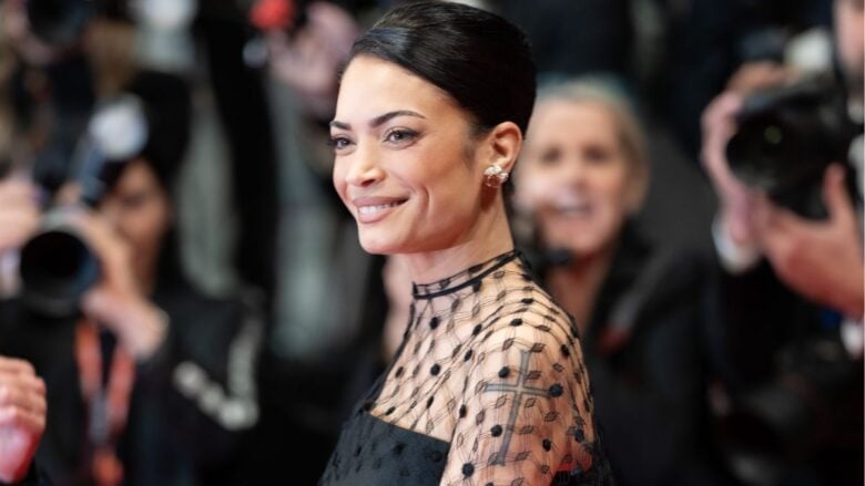 Elodie lascia tutti senza fiato a Cannes 2025 con un Look bon ton total black!