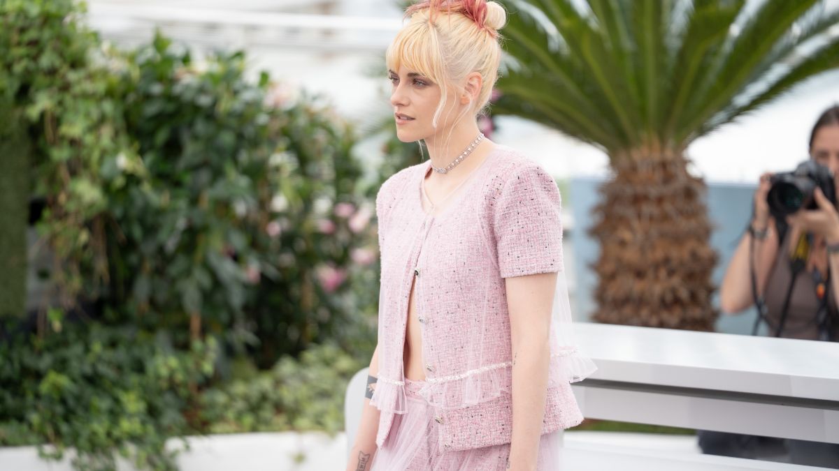 Cannes 2025, Kristen Stewart delude i fan: la sua versione ‘rebel’ di Chanel è un vero flop! Cannes 2025, Kristen Stewart delude i fan: la sua versione ‘rebel’ di Chanel è un vero flop!