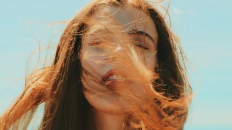 Protezione solare Capelli: i migliori prodotti per una chioma luminosa e curata