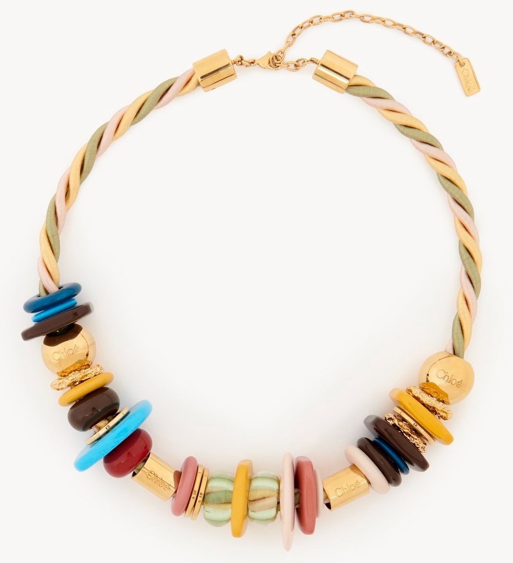 Date una scossa ai look estivi indossando questa collana con perline di Chloé Date una scossa ai look estivi indossando questa collana con perline di Chloé