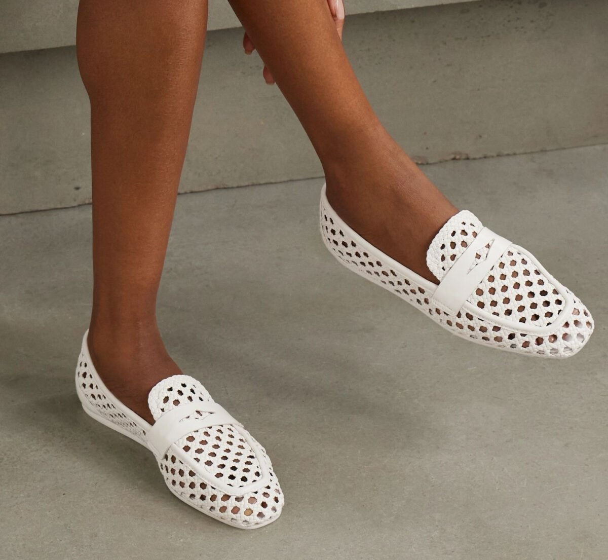 Sono le scarpe intrecciate la vera tendenza della mezza stagione Sono le scarpe intrecciate la vera tendenza della mezza stagione