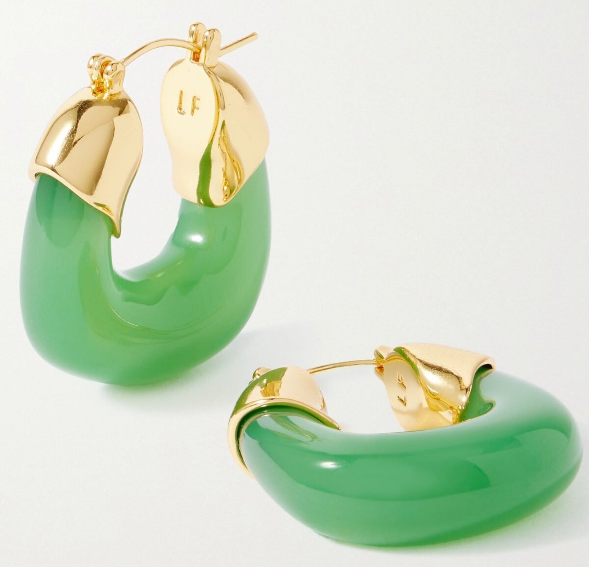 I gioielli in resina sono il must have del momento. Da non perdere! I gioielli in resina sono il must have del momento. Da non perdere!