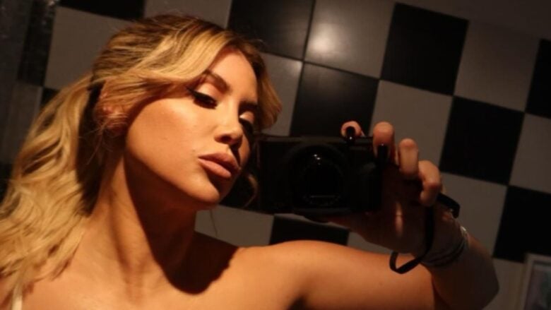 Wanda Nara si mostra così sui social: quella borsa griffata non è per tutte le tasche!