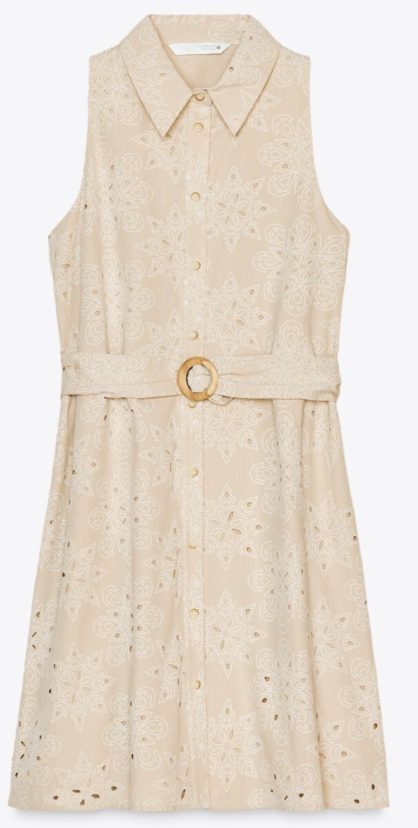 Romantici e chic, gli abiti in pizzo sangallo sono il trend del momento Romantici e chic, gli abiti in pizzo sangallo sono il trend del momento