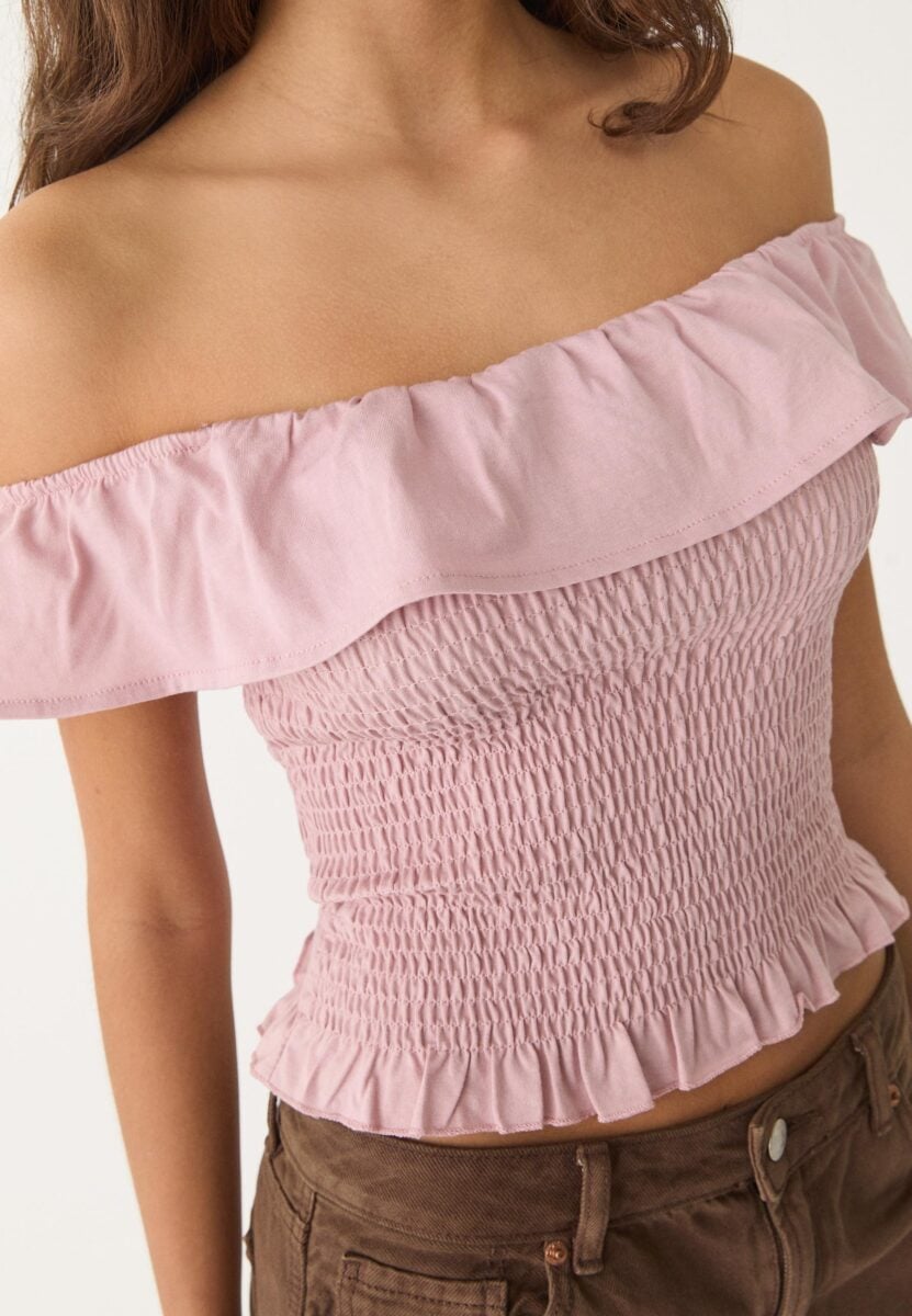 I top off the shoulder sono il capo sexy glam del momento
