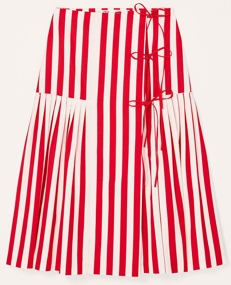 La collezione Summer Aura di Zara è un meraviglioso elogio alle righe. Da non perdere! La collezione Summer Aura di Zara è un meraviglioso elogio alle righe. Da non perdere!