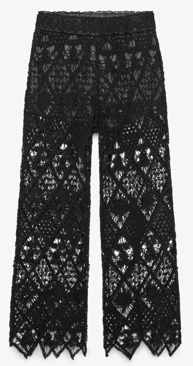 Qui i pantaloni in crochet più cool e amati dell’Estate 2025 Qui i pantaloni in crochet più cool e amati dell’Estate 2025