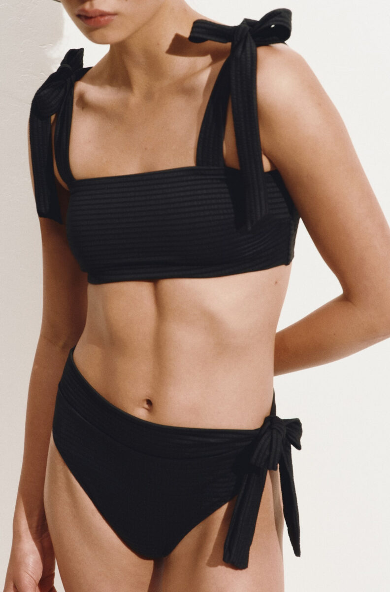 H&M firma i bikini più belli dell’Estate 2025. Da non perdere! H&M firma i bikini più belli dell’Estate 2025. Da non perdere!