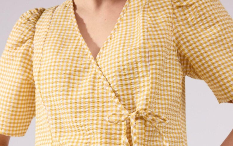 6 capi con stampa vichy per un look estivo chic e romantico