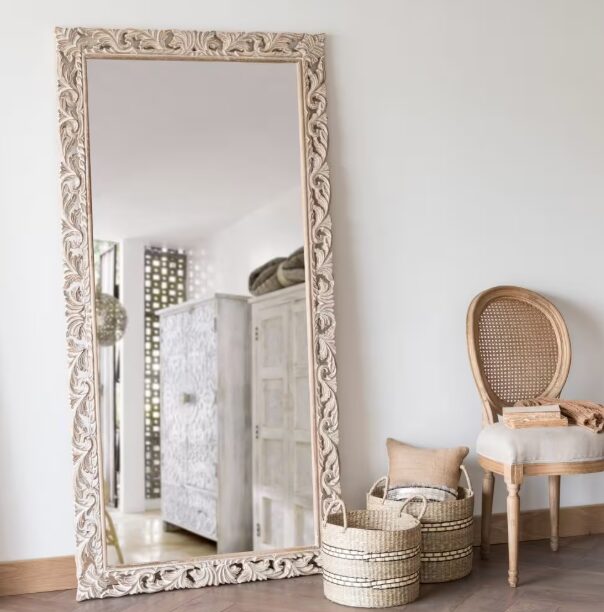 Da Maisons du Monde, gli specchi vintage che amplificano lo spazio e lo stile Da Maisons du Monde, gli specchi vintage che amplificano lo spazio e lo stile
