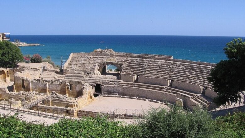 Tarragona, la meta perfetta per una vacanza al mare in Spagna