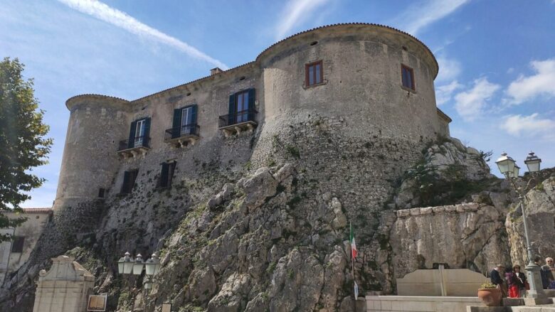 Lo chiamano la “Terrazza sul Matese”, un borgo medievale Molisano dal fascino unico