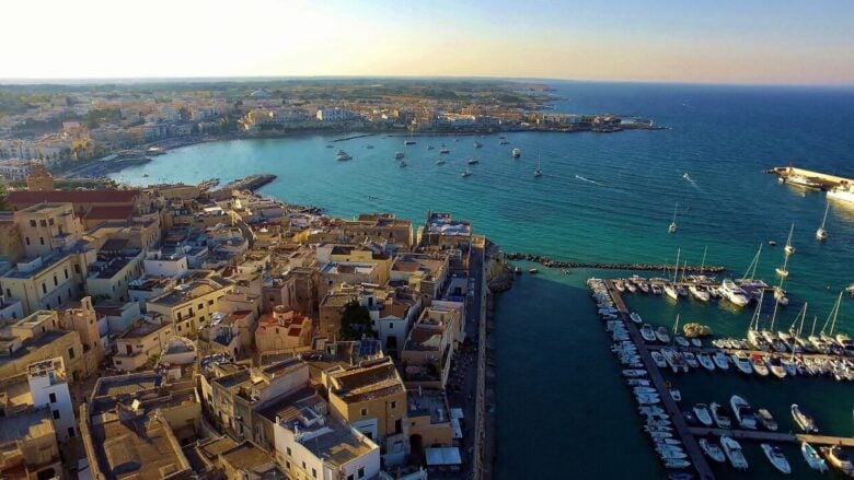 Il borgo sul mare che ti farà innamorare della Puglia