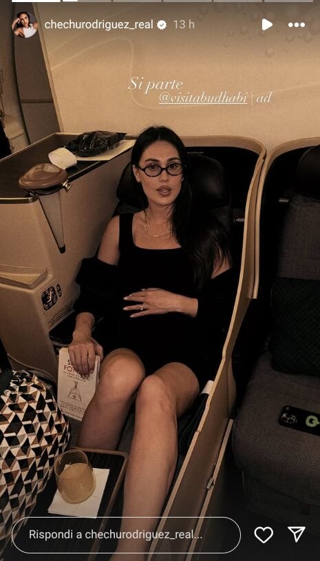 Cecilia Rodriguez, in dolce attesa è ancora più trendy e glamour: in viaggio con gli accessori griffati!