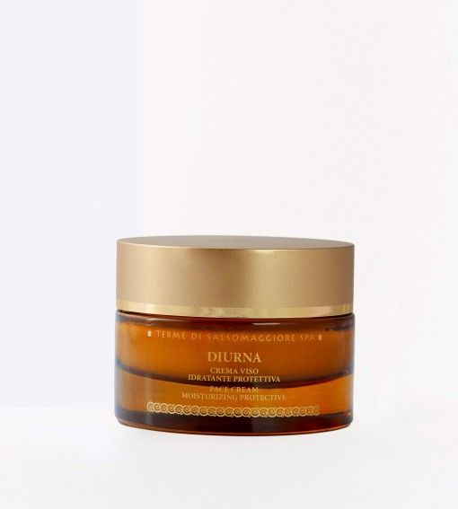 Skincare estiva: 5 creme a base d’acqua termale da provare subito!