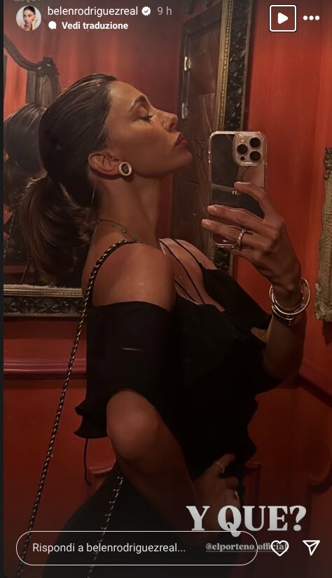 Belen Rodriguez, selfie allo specchio con il prezioso accessorio firmato che costa quasi 100 mila euro!