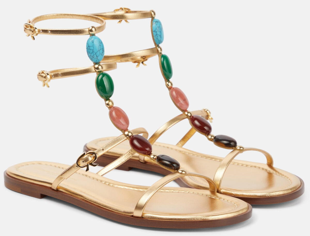 I sandali gioiello più belli dell’Estate, per look glam e chic! I sandali gioiello più belli dell’Estate, per look glam e chic!