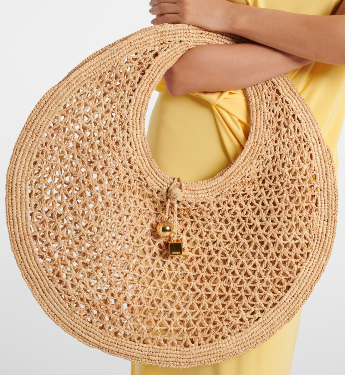 Le maxi bag in rafia perfette sia per il mare che per la città Le maxi bag in rafia perfette sia per il mare che per la città