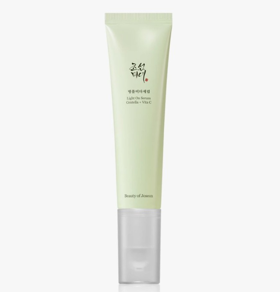 I Sieri viso alla Centella asiatica da provare questa estate I Sieri viso alla Centella asiatica da provare questa estate