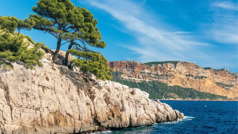 Costa Azzurra, non solo glam: 6 spiagge per una vacanza selvaggia