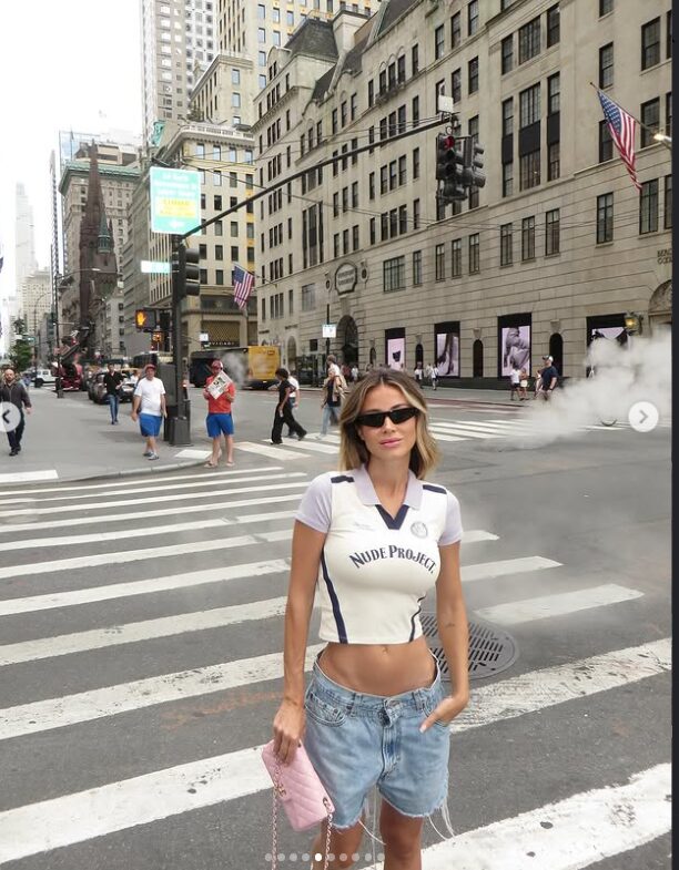Diletta Leotta, a New York con il Look sporty-chic e la it bag che tutte vorrebbero! Diletta Leotta, a New York con il Look sporty-chic e la it bag che tutte vorrebbero!