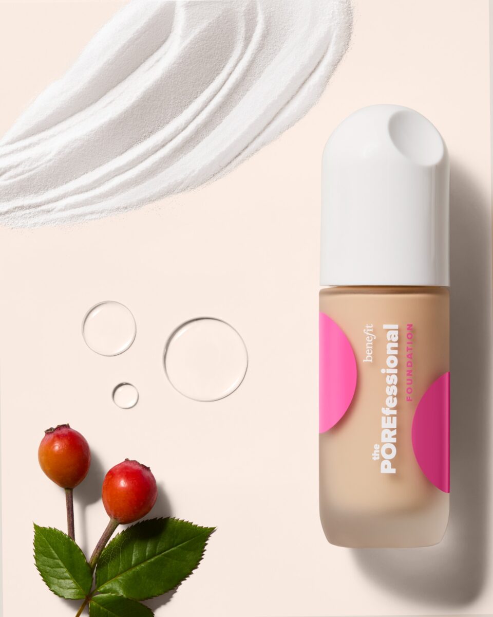 THE POREfessional Foundation!: il nuovo fondotinta Benefit che leviga e minimizza i pori per un incarnato perfetto THE POREfessional Foundation!: il nuovo fondotinta Benefit che leviga e minimizza i pori per un incarnato perfetto