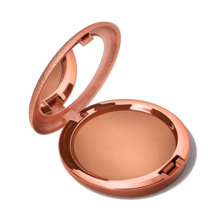 5 bronzer perfetti per esaltare l’abbronzatura: ecco i must dell’estate 5 bronzer perfetti per esaltare l’abbronzatura: ecco i must dell’estate