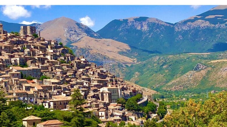 Maratea prima in classifica: è la mete più cliccata d’Italia sotto i 5.000 abitanti