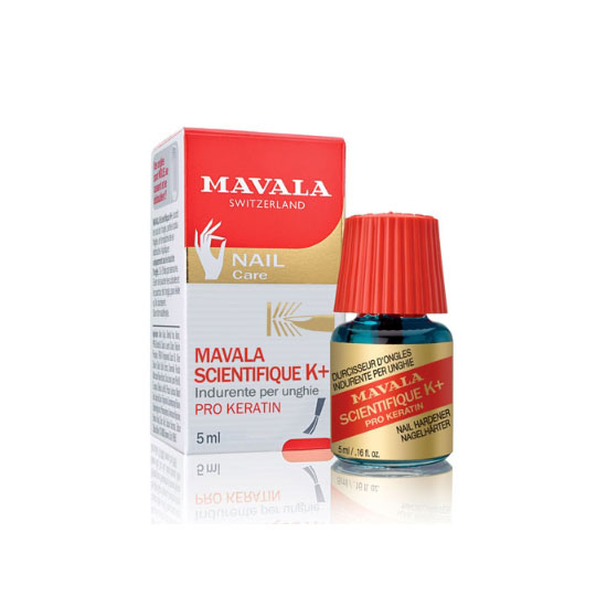 La tua manicure estiva inizia da qui: i rinforzanti che funzionano davvero La tua manicure estiva inizia da qui: i rinforzanti che funzionano davvero