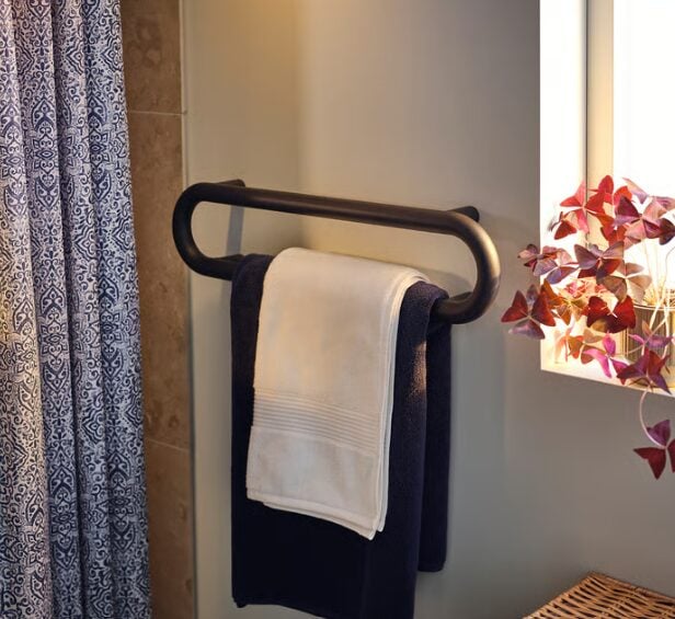 Vivere senza barriere: la nuova collezione IKEA che unisce estetica e design inclusivo Vivere senza barriere: la nuova collezione IKEA che unisce estetica e design inclusivo