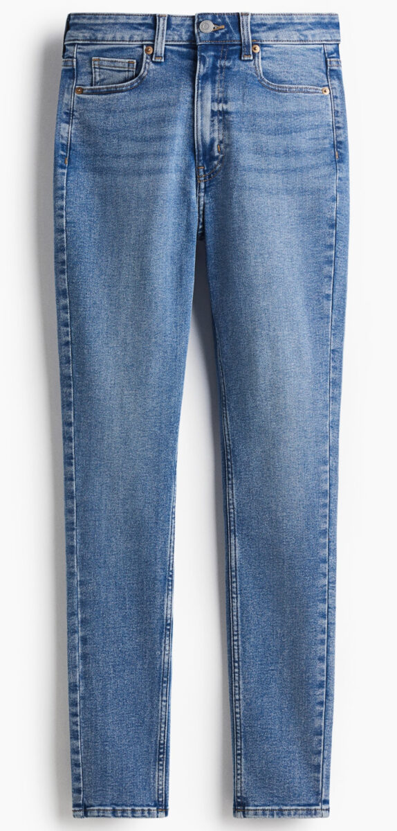 5 jeans skinny da indossare a settembre per un rientro al lavoro pratico e di stile 5 jeans skinny da indossare a settembre per un rientro al lavoro pratico e di stile