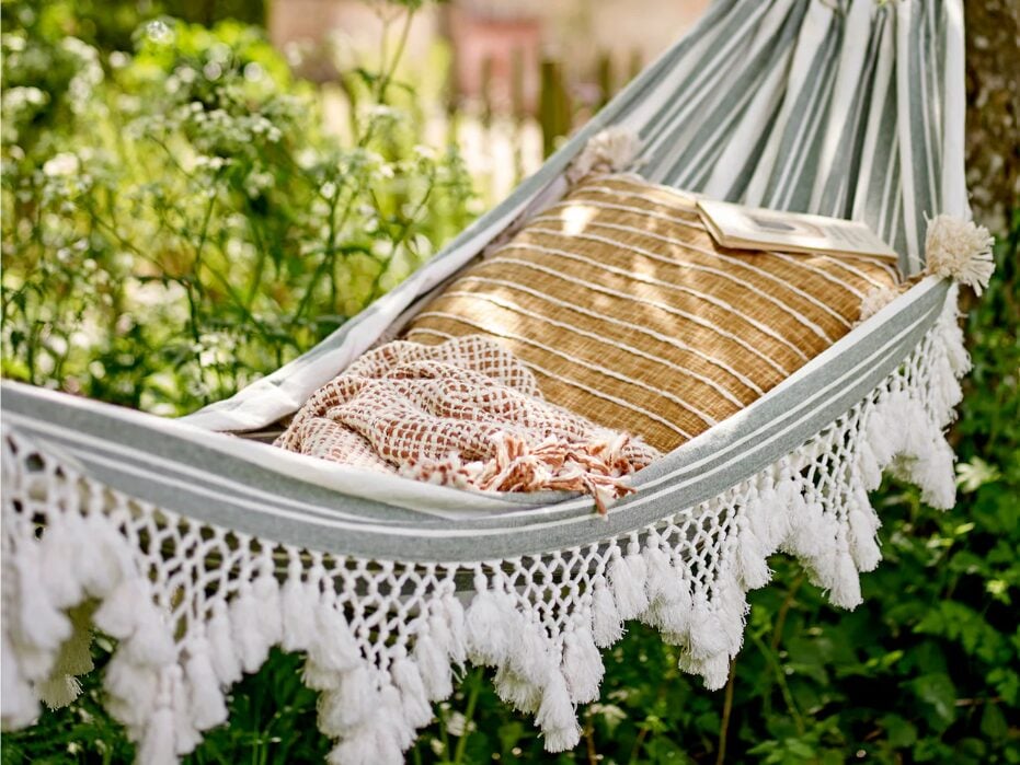 H&M Home rivoluziona il relax all’aperto con una collezione di amache dallo stile unico H&M Home rivoluziona il relax all’aperto con una collezione di amache dallo stile unico