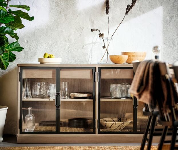 Il buffet IKEA che unisce stile industriale e funzionalità: Lanesund conquista il tuo soggiorno!