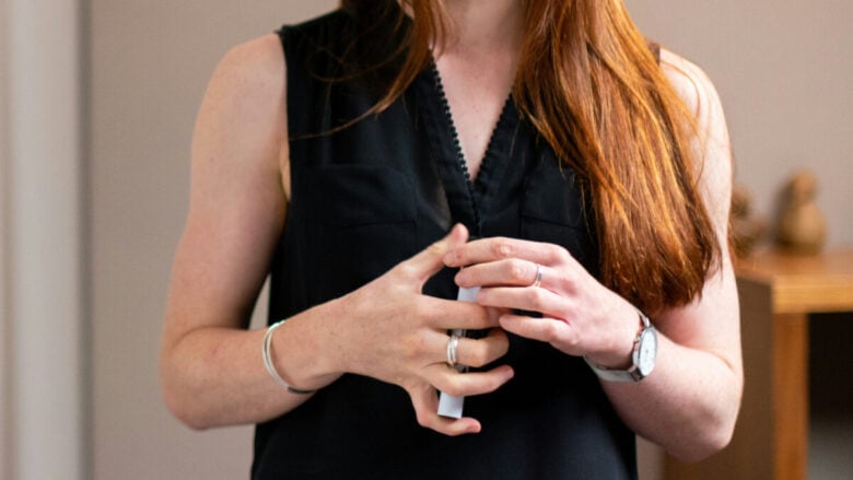 Gli outfit perfetti per chi va in ufficio anche ad Agosto