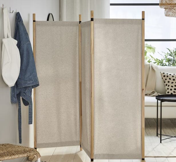 Dividere gli spazi di casa senza muri: la proposta IKEA che conquista tutti… Dividere gli spazi di casa senza muri: la proposta IKEA che conquista tutti…