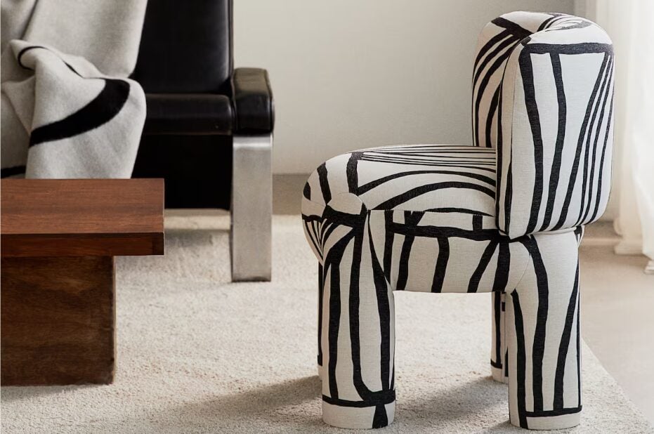 Chunky, la poltrona che resiste ai saldi: il pezzo icona di H&M Home ancora in sconto Chunky, la poltrona che resiste ai saldi: il pezzo icona di H&M Home ancora in sconto